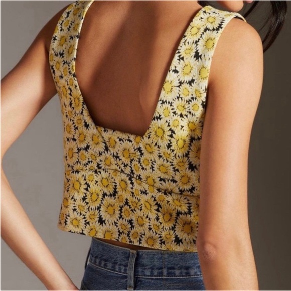 Anthropologie Maeve daisy floral crop tank top. - Picture 2 of 9